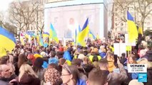 Cientos de personas marcharon en Europa contra la guerra en Ucrania