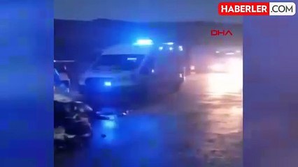 Kaza sonrası savrulan otomobil bariyerlere saplandı! Anne ve baba öldü, kızları yaralandı