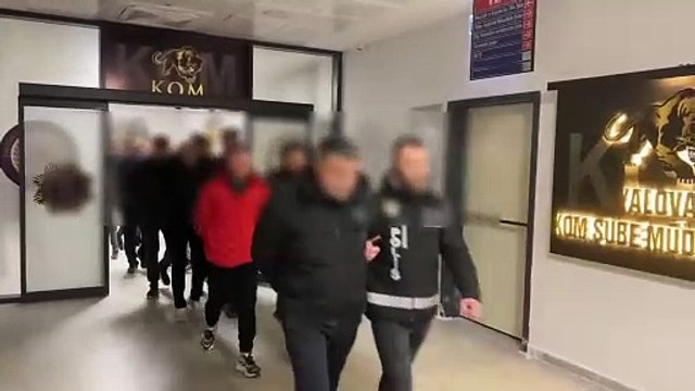 Bakan Yerlikaya duyurdu: Bir çete daha çökertildi!