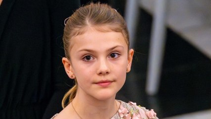 GALA VIDEO - Estelle de Suède : ces adorables clichés à la neige dévoilés pour ses 12 ans