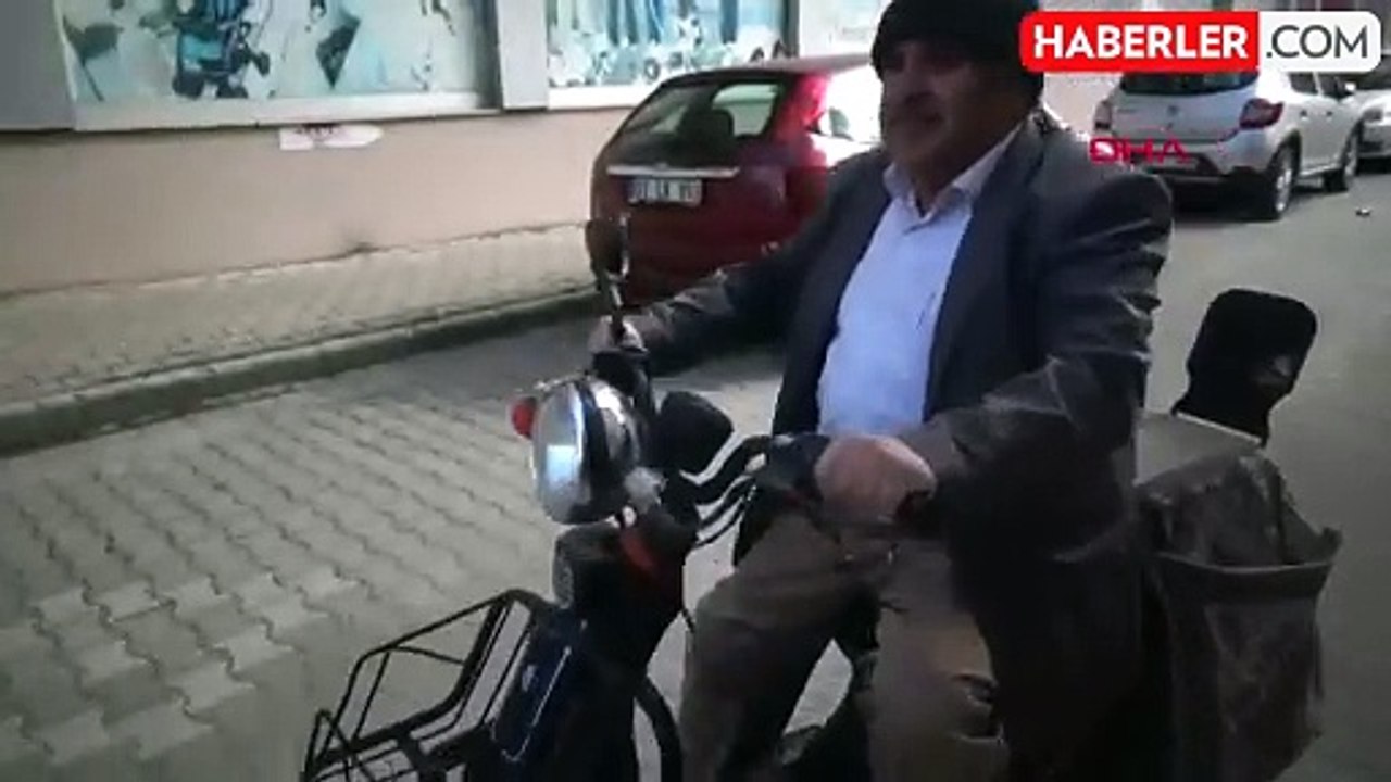 30 yılda 19 kez aday oldu hiç kazanamadı! Bu kez hem muhtar hem de başkan adayı