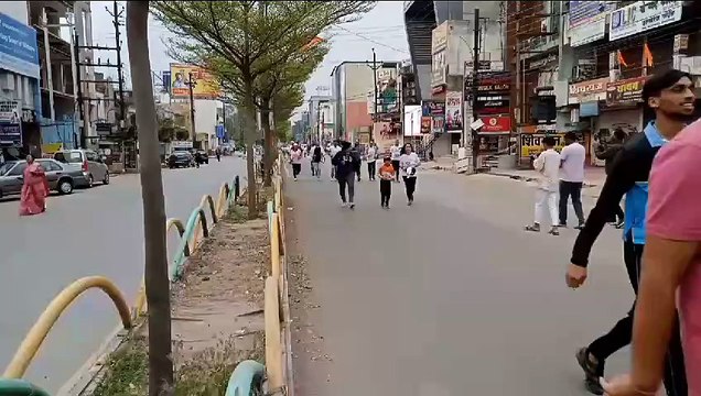 सीएमडी कॉलेज परिसर को सजाया गया था तिरंगे रंग