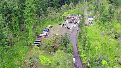 PENAMPAKAN DARI KAMERA DRONE HUTAN LIMPAKUWIS JAWA TENGAH