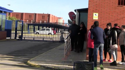 La madre de Antonio Tejado, cabizbaja y compungida al preguntarle por su encuentro en prisión