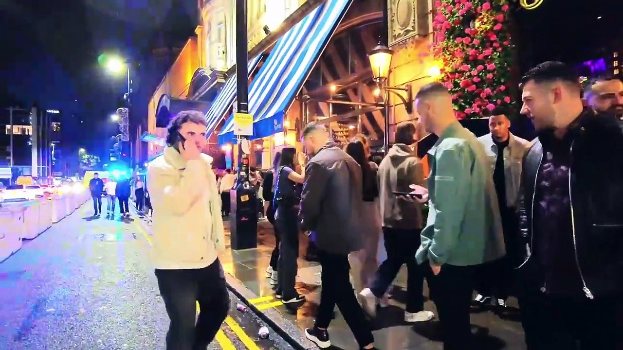 MANCHESTER MAYHEM UNLEASHED!  WILD NIGHTS, STREET REVELRY, AND UNFORGETTABLE PARTIES! #ManchesterMadness #MidnightMayhem #EpicNights