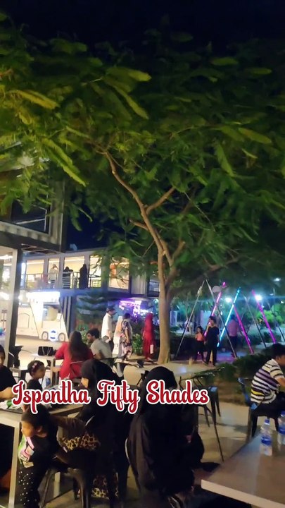 গরমের মধ্যে Chefs Table 100 Feet Vlog. Chef's table  / Ispontha Urmi/ Ispontha Urmi Fifty Shades