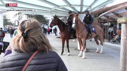 Salon de l’agriculture 2024 : Retour des visiteurs sur le passage chaotique d’Emmanuel Macron