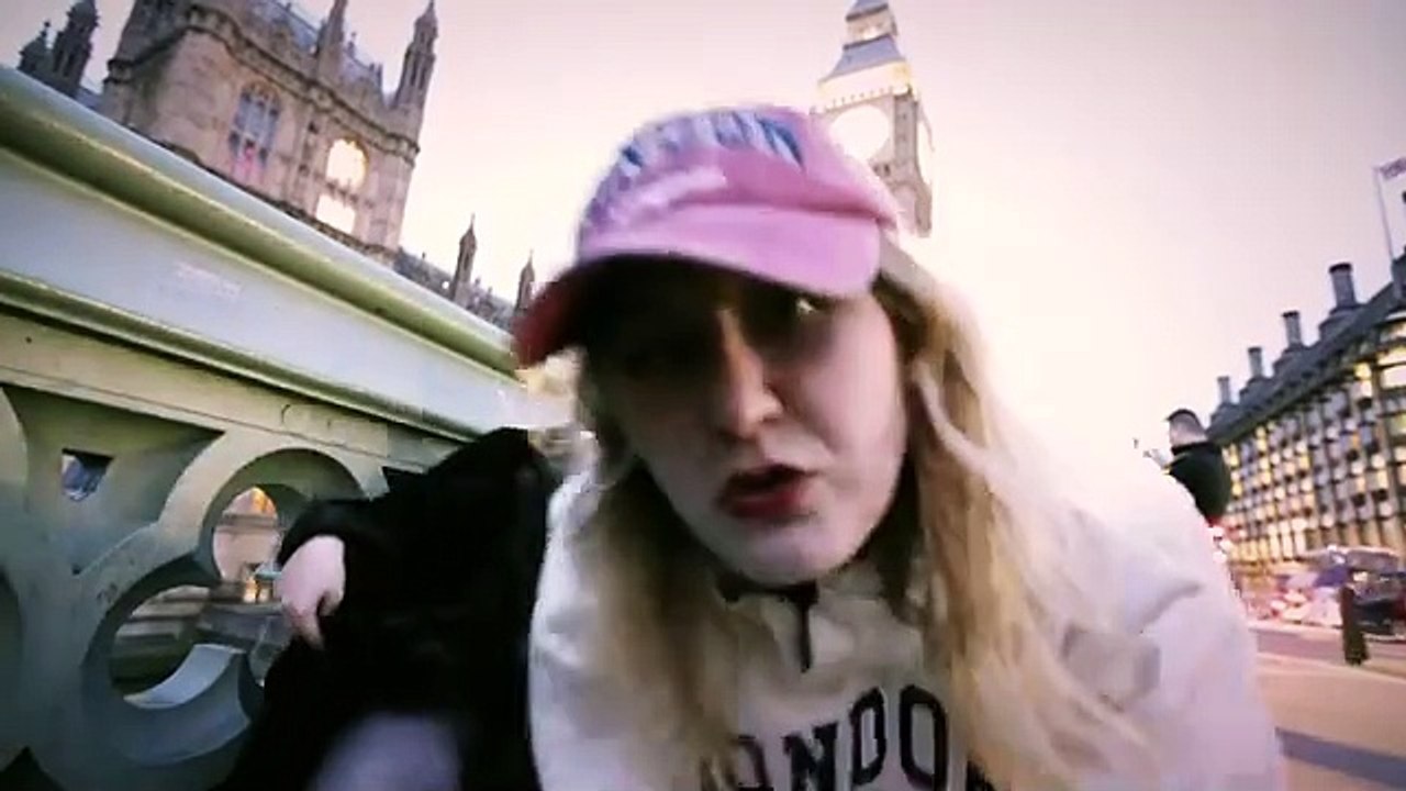Lambrini Girls - God's Country