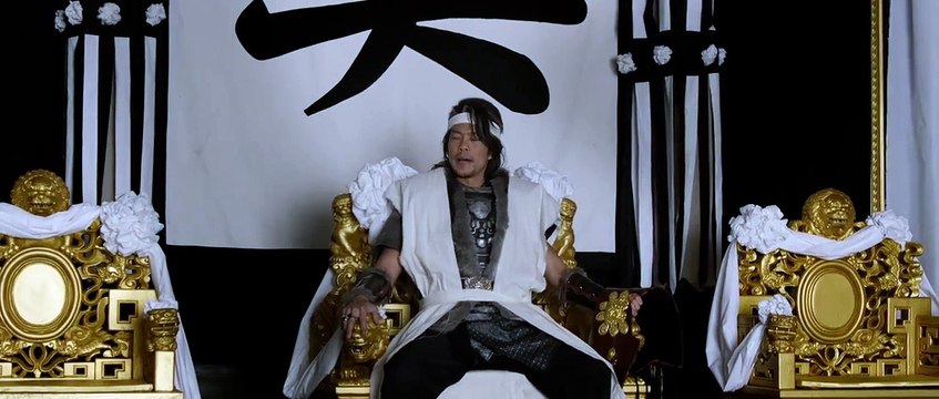 L'Homme aux poings de fer Bande-annonce (RU)