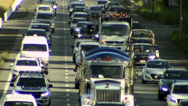 Qld government commits $2.7b towards Sunshine Coast rail line