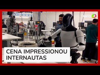 Elon Musk mostra robô humanoide da Tesla dobrando camiseta e assusta internautas