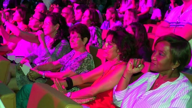 Kendji Girac donne un spectacle mémorable au Parc des Expositions d’Abidjan