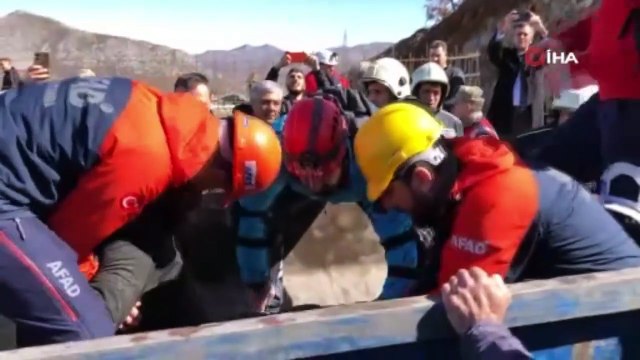 Elazığ'da maden ocağında göçük: 3 işçi kurtarıldı, 1 işçi toprak altında