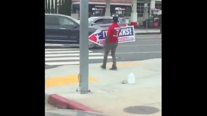 Lui il te donne envie d'aller dans son magasin
