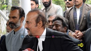 عمران خان کے وکیل بابر اعوان نے پٹواری صحافی کی چھترول کر دی،خان کے نام پر شدید گرما گرمی۔۔ دیکھیں