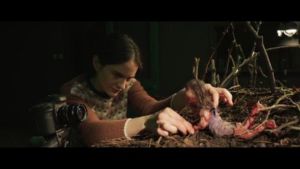 Stopmotion Movie Clip - Taking Shelter