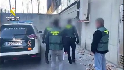 Detenida una pareja por "vender" a una niña de 12 años para carsarla
