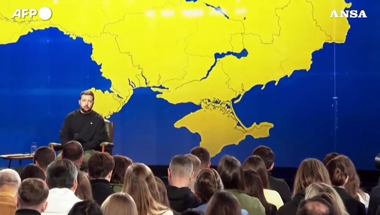 Ucraina, Zelensky alza il tiro: "Presto una nuova controffensiva"