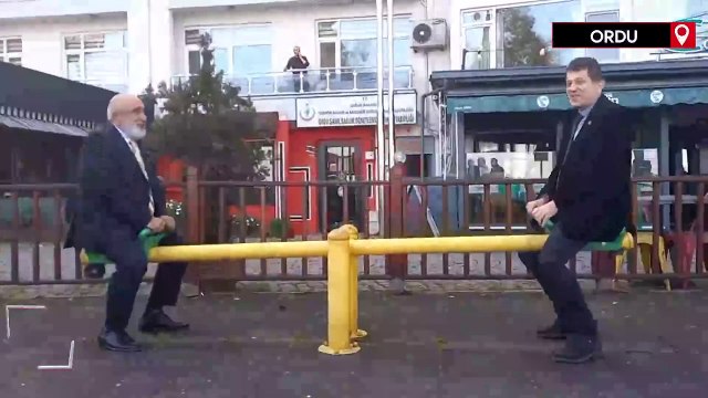 Ordu'da Saadet Partili ve Demokrat Partili adayların park eğlencesi