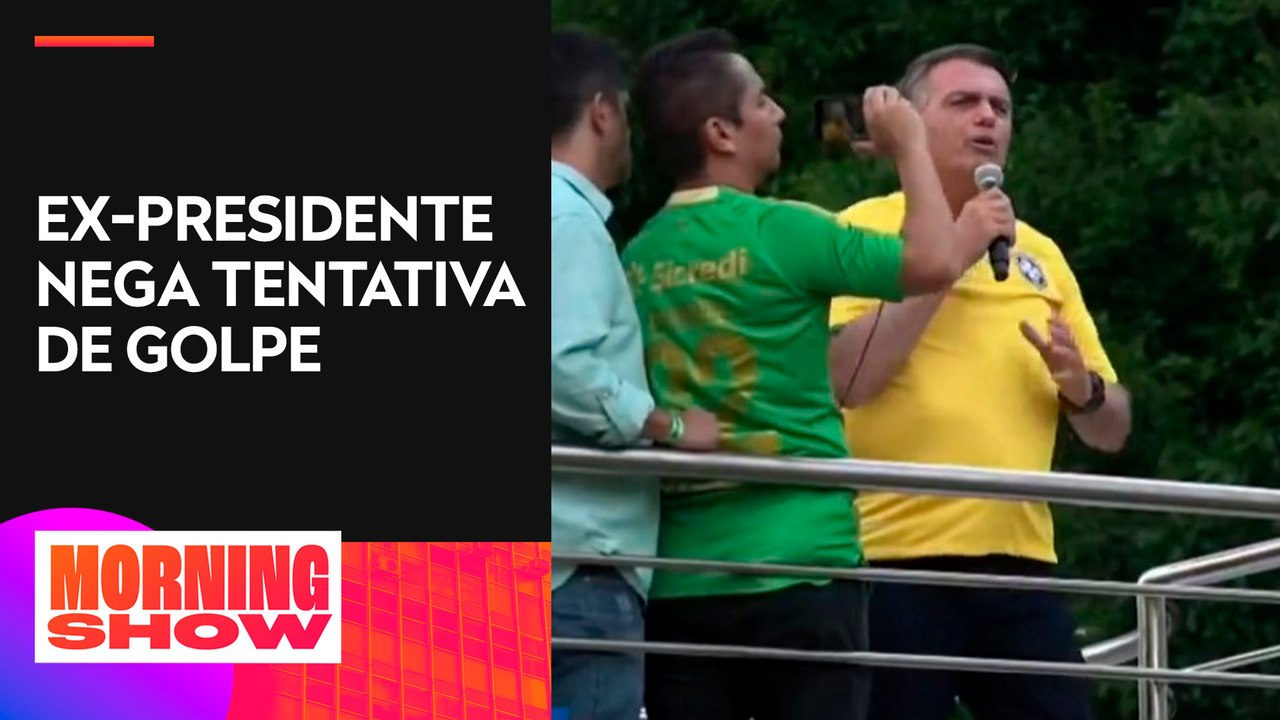 Bolsonaro reúne milhares de pessoas na Avenida Paulista, em SP