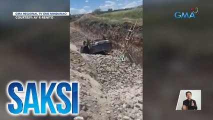 Pickup, nahulog sa ginagawang drainage; 2 patay, 13 kabilang ang isang sanggol sugatan | Saksi