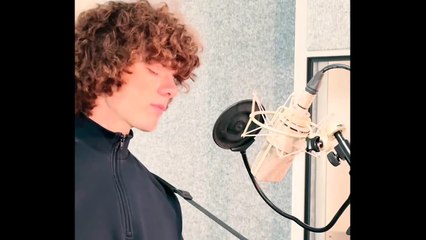 The Scotsman Sessions #400: Dylan John Thomas