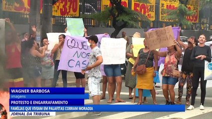 Famílias que viviam em palafitas cobram moradia