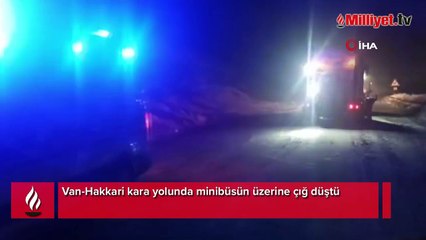 Van Hakkari kara yolunda minibüsün üzerine çığ düştü! 1 kişi hayatını kaybetti