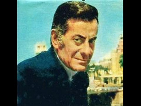 اليوم ده يوم التقنا موسيقار الازمان فريد الاطرش بواسطه سوزان مصطفي