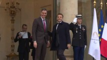 Sánchez y Macron, reunidos en París para expresar su apoyo a Ucrania