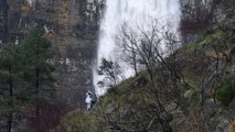 El Río Mundo revienta por segunda vez este invierno e inunda con sus chorros su Parque Natural