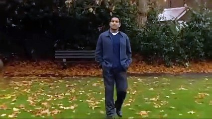 The Bill S20E02 The Apple and The Tree