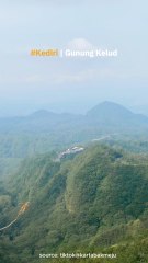 Indahnya Pemandangan Dari Atas Gunung Kelud Kediri!!