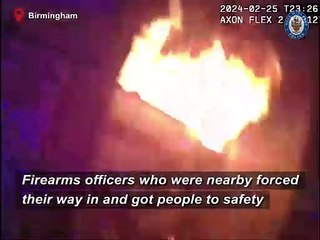 Hero police officers save residents from fire