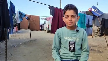 Tüm imkansızlıklara rağmen... Gazzeli çocuk çadır için böyle elektrik üretiyor