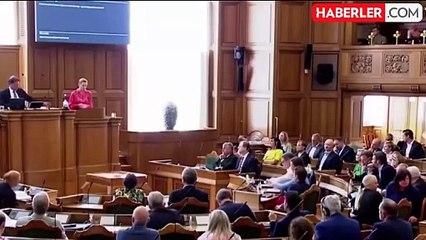Danimarka Başbakanı Frederiksen'in paylaştığı fotoğraf ülkeyi ikiye böldü: Şaka mı yapıyorsun?