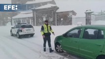 Afectadas 71 carreteras por la nieve y prohibido el paso a camiones en Burgos y La Rioja