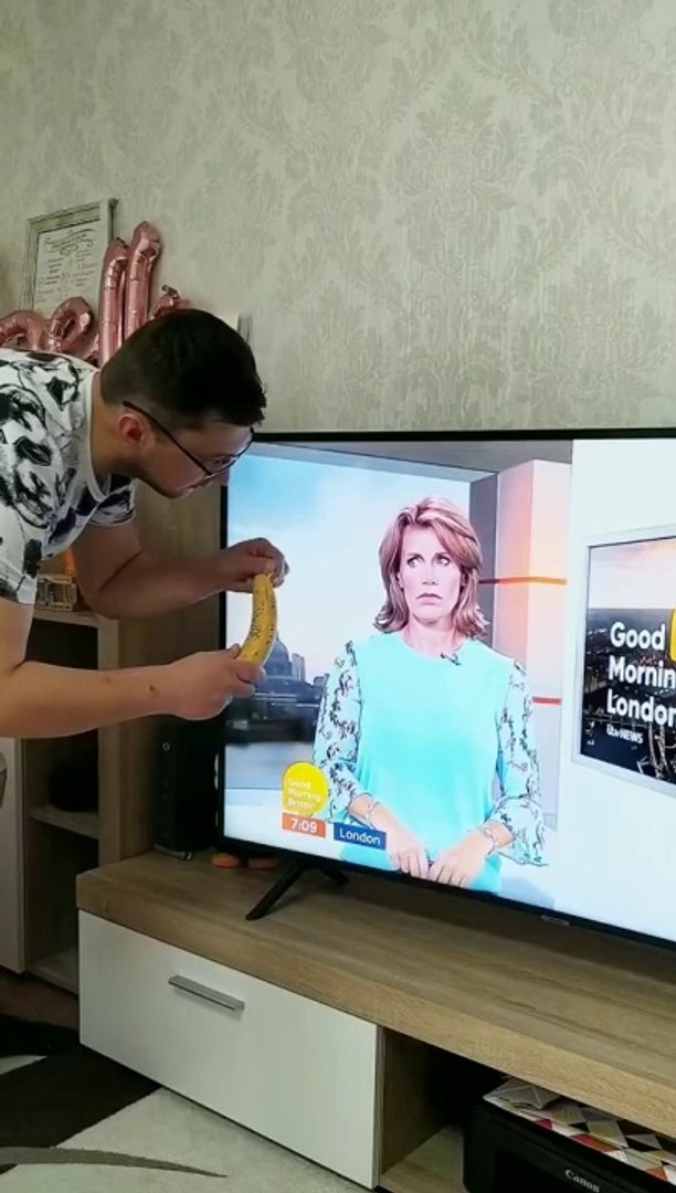 ⁣Fun with news reporter