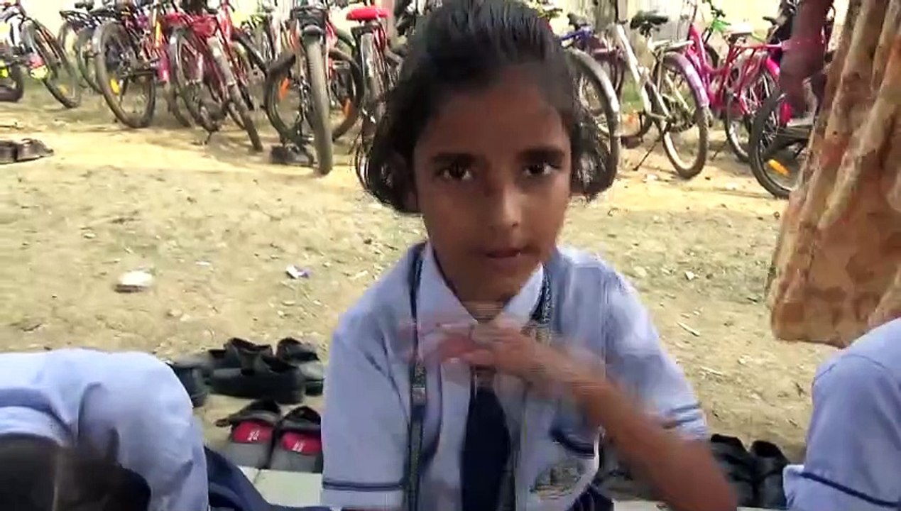 स्कूल के 350 से ज्यादा बच्चों के खिल उठे चेहरे