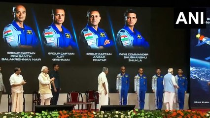 এবার মহাকাশে মানুষ পাঠাবে ISRO!  ভাগ্যবান নভশ্চর কারা জানেন? | Oneindia Bengali