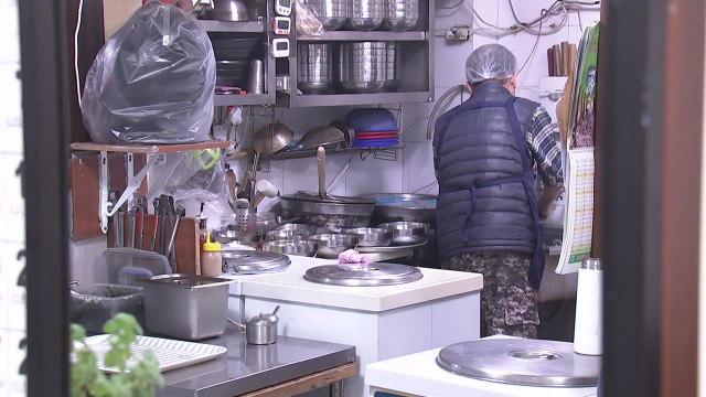 자영업자도 고령화...작년 환갑 이상 200만 명 첫 돌파 / YTN