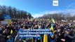 Refugiados ucranianos e dissidentes russos protestaram contra invasão da Ucrânia em Berlim