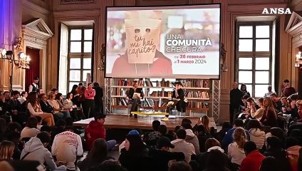 Salute mentale, Fedez incontra 370 studenti a Torino