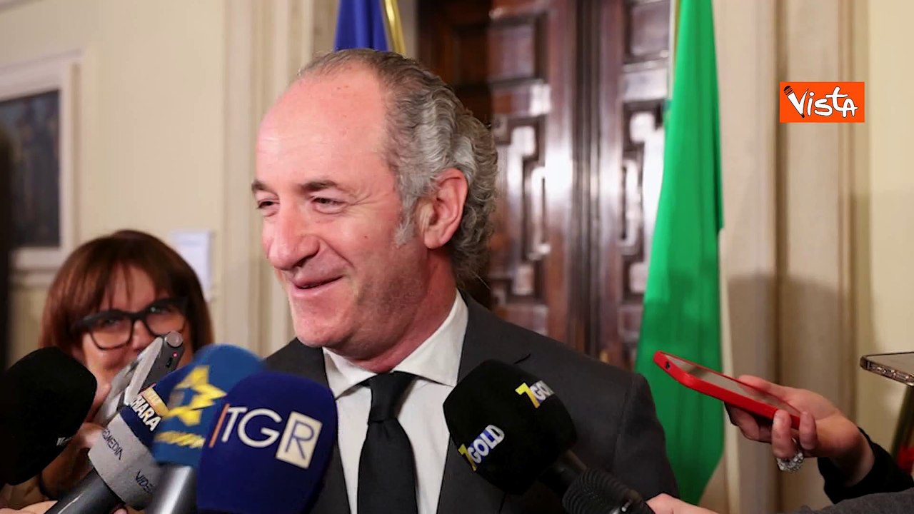 Zaia scherza e promette: "Mi far? un tatuaggio per l'autonomia in Veneto"