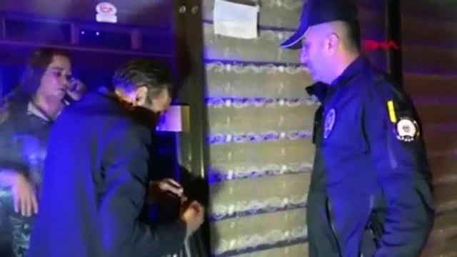 Esnaf ile vatandaş arasında ilginç diyalog: Beni neden kilitledin Mehmet ağabey. Kilitlerken çıksaydın sen de