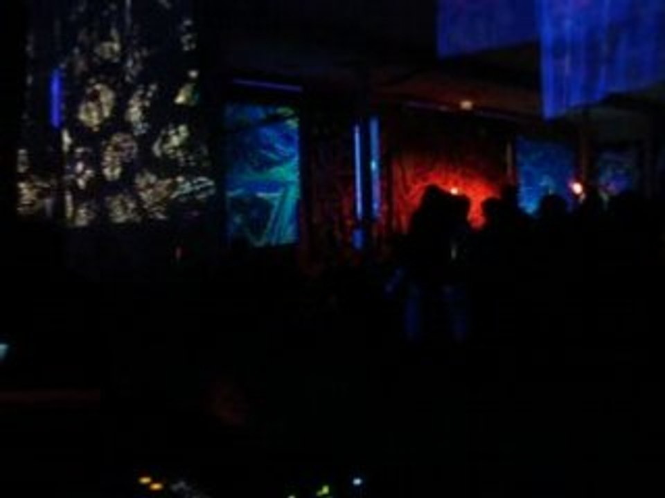 The spacebar live Act OOBE