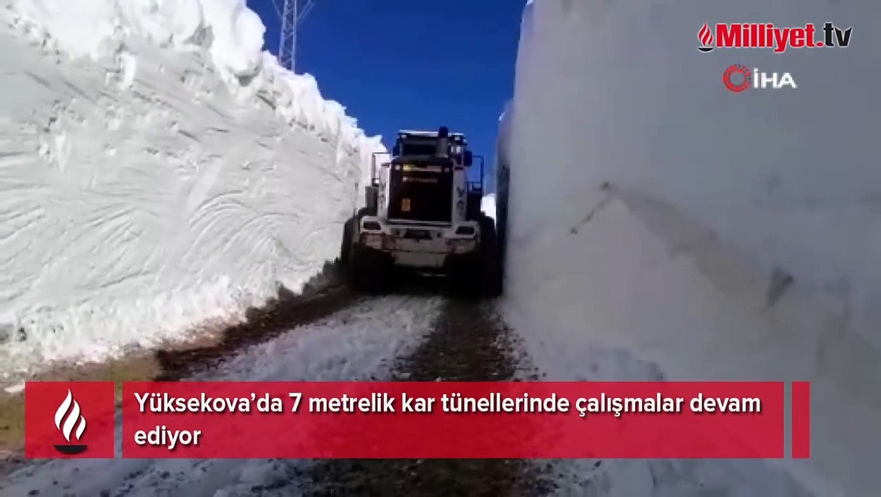 Yüksekova’da 7 metrelik kar tünellerinde çalışmalar devam ediyor