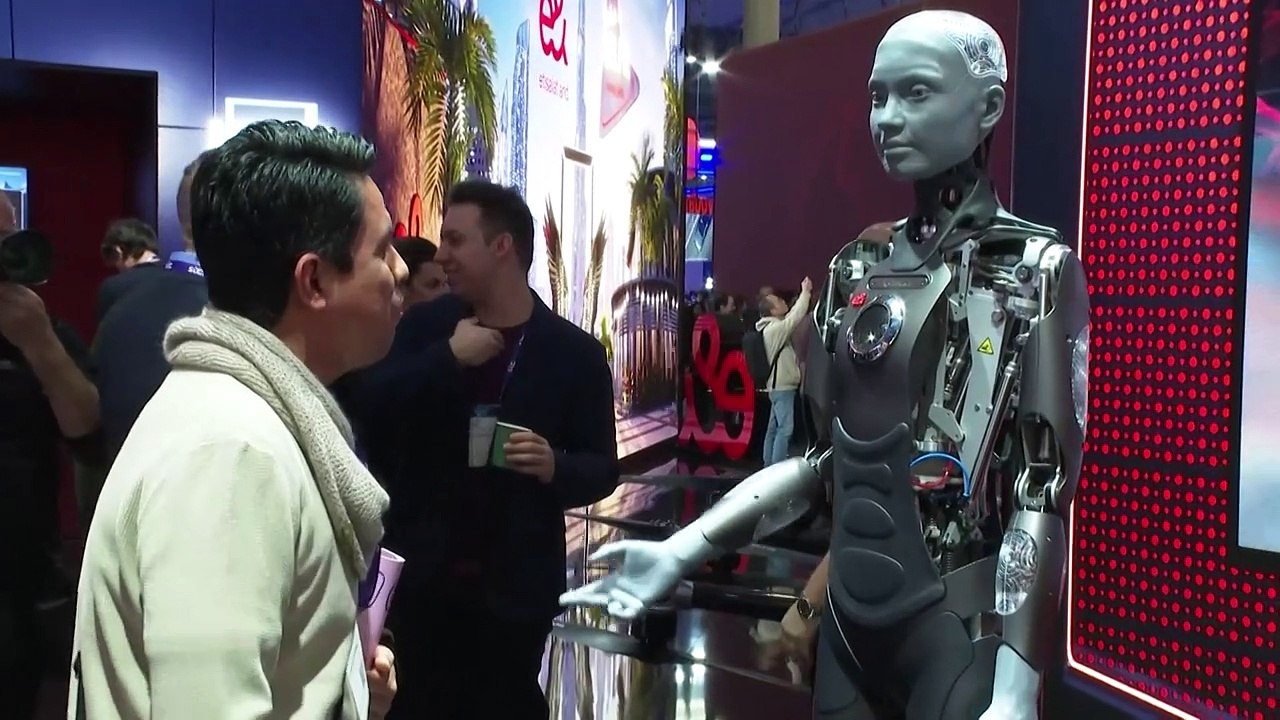 Anillos inteligentes o muñecas de compañía, innovaciones en congreso de la telefonía móvil