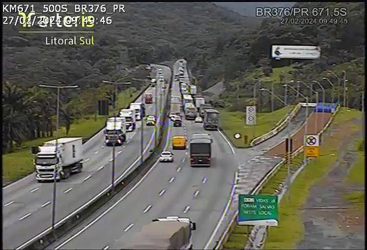 Caminhão sem freios faz ultrapassagem salvadora para entrar na área de escape na BR-376