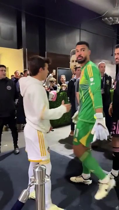 El reencuentro de Riqui Puig con Messi, Suárez, Busquets y Alba